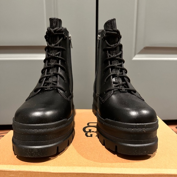 UGG Shoes - Women Ugg boots